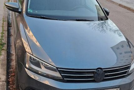 VW Jetta 118.000 km 8.400 &euro; Berlin 10365