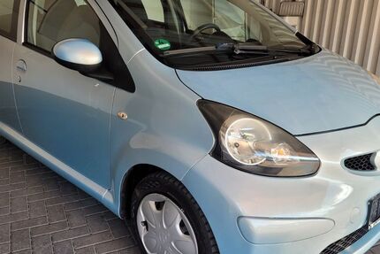 Toyota Aygo (X) 116.455 km 2.500 &euro; Berlin 12277