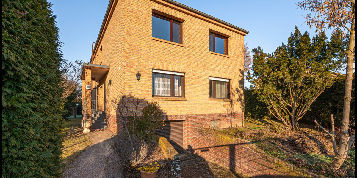 Einfamilienhaus Berlin Marienfelde - 7 Zimmer, 208 m&sup2;, 695.000&euro; | Angebot:24973408