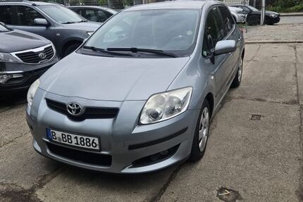 Toyota Auris 166.000 km 3.000 &euro; Berlin 13403