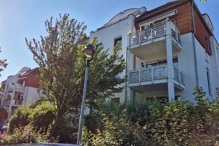 Erstbezug nach Komplettsanierung - moderne 3-Zimmer mit Südbalkon 3 zimmer