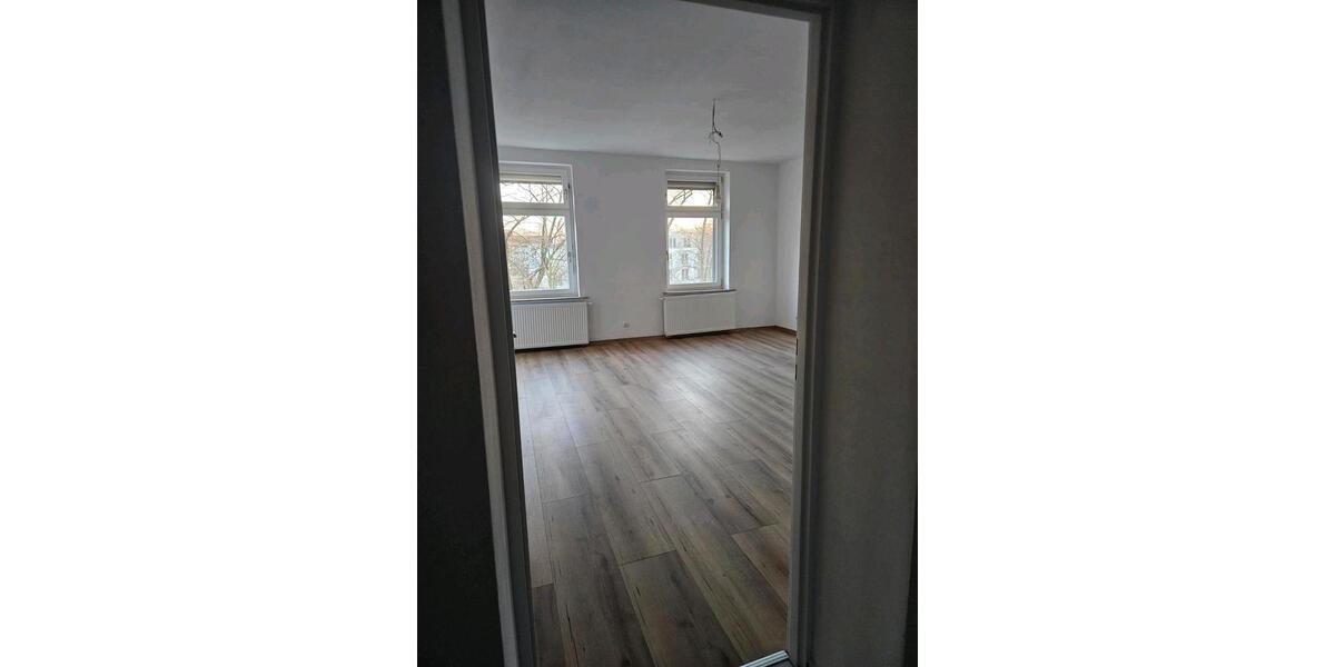 Etagenwohnung Berlin Treptow-Köpenick - 4 Zimmer, 96 m&sup2;, 1.400&euro; | Angebot:24868190