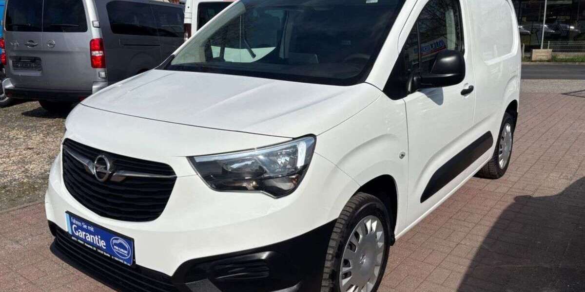 Opel Combo 110.985 km 11.850 &euro; Berlin 13127