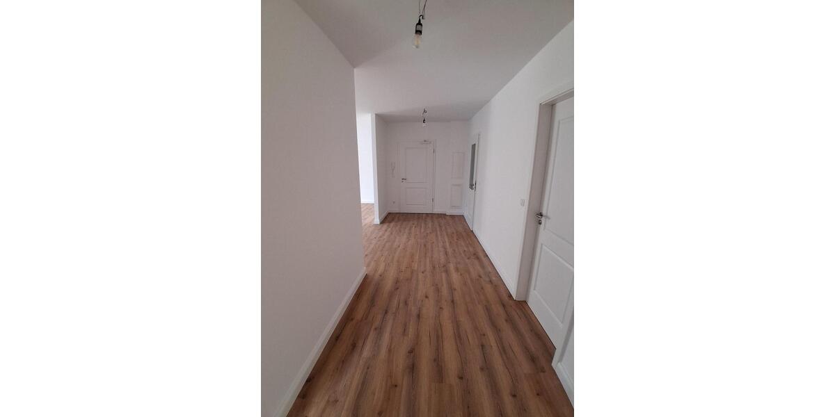 Dachgeschoßwohnung Berlin Steglitz-Zehlendorf - 3 Zimmer, 113 m&sup2;, 2.141&euro; | Angebot:22488403