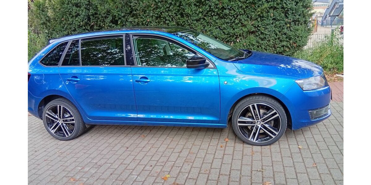 Skoda Rapid 167.000 km 6.800 &euro; berlin 12057