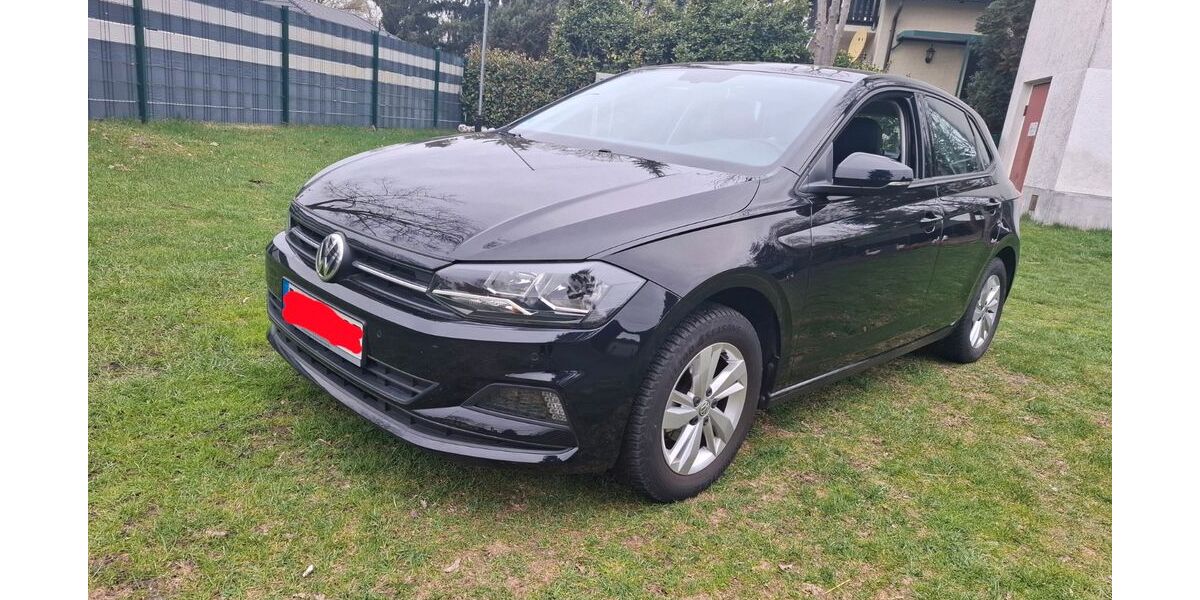 VW Polo 9.304 km 12.250 &euro; Schönwalde 14621