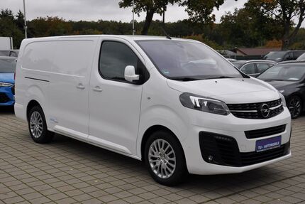 Opel Vivaro 34.360 km 34.990 € Teltow 14513