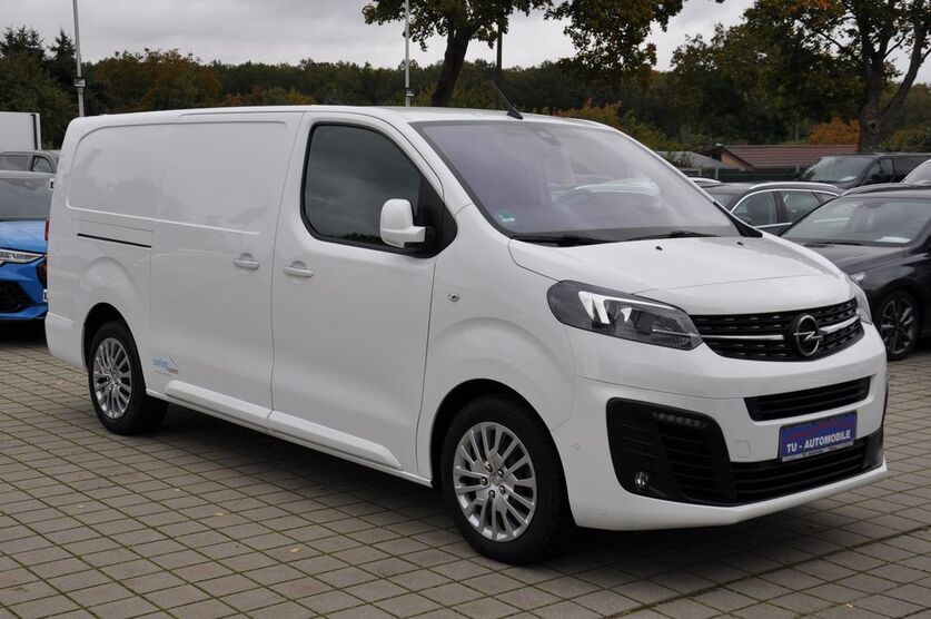 Opel Vivaro 34.360 km 34.990 € Teltow 14513