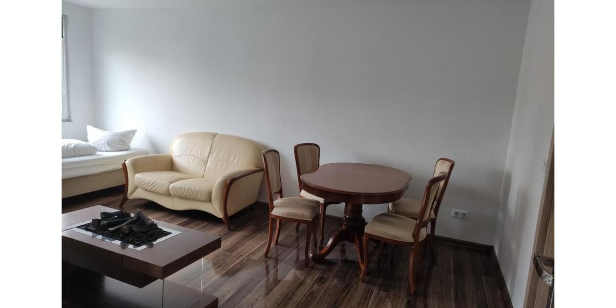 Etagenwohnung Berlin Marzahn-Hellersdorf - 3 Zimmer, 100 m&sup2;, 50&euro; | Angebot:26250832