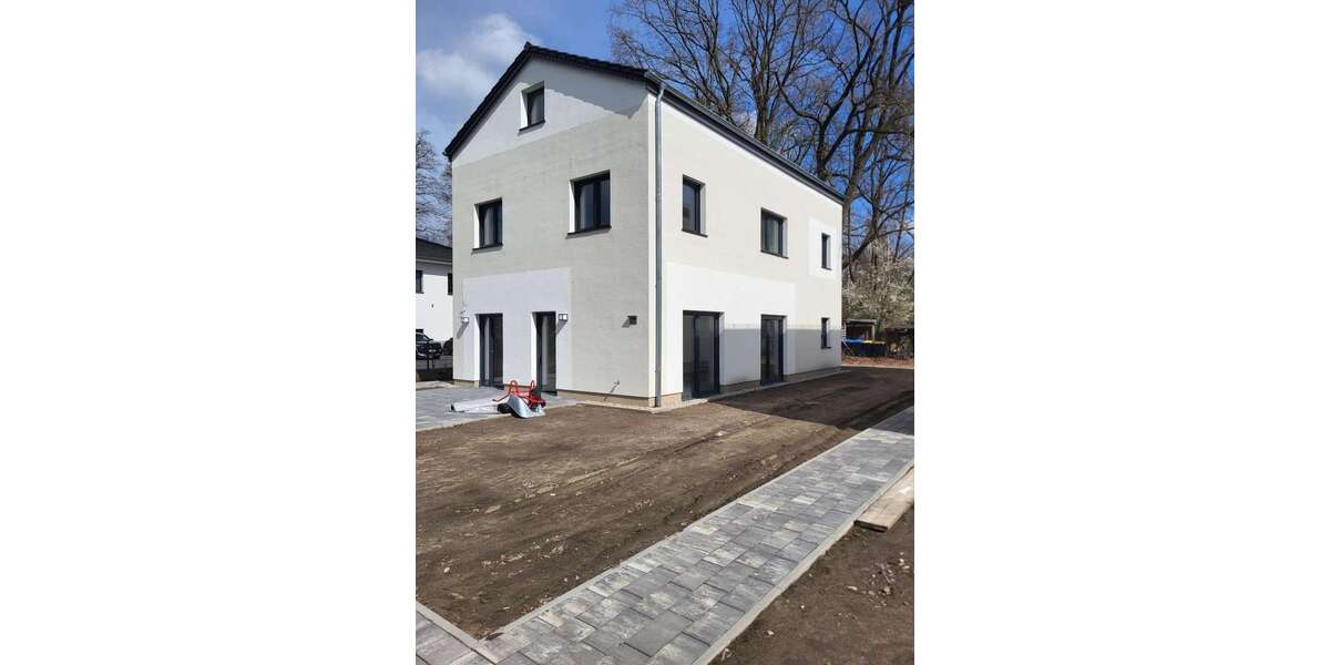 Einfamilienhaus Falkensee - 7 Zimmer, 150 m&sup2;, 775.000&euro; | Angebot:27080388