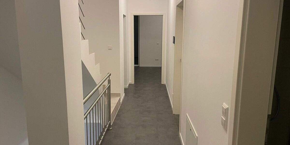 A+, Doppelhaushälfte mit großer Dachterrasse, 150 m², 4 SZ, 2 Bäder, Garten, provisionsfrei 5 zimmer