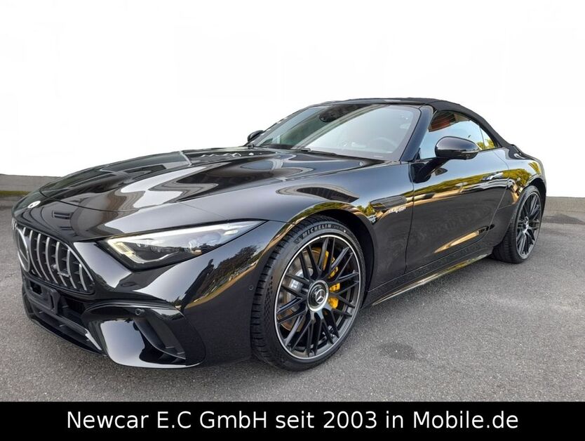 Mercedes-Benz SL 63 AMG 2.100 km 171.350 € Berlin 14052