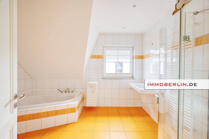 Einfamilienhaus Berlin Karow - 5 Zimmer, 152 m&sup2;, 850.000&euro; | Angebot:26486181