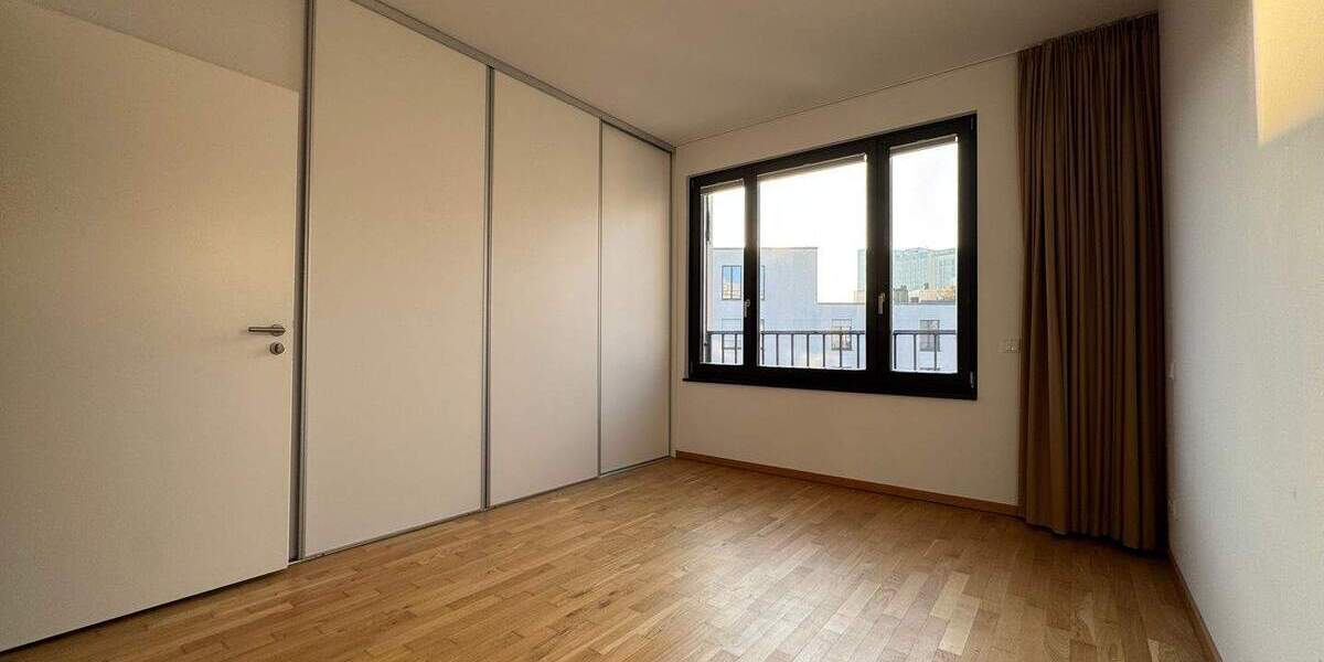 Etagenwohnung Berlin Mitte - 4 Zimmer, 107 m&sup2;, 2.400&euro; | Angebot:24727218