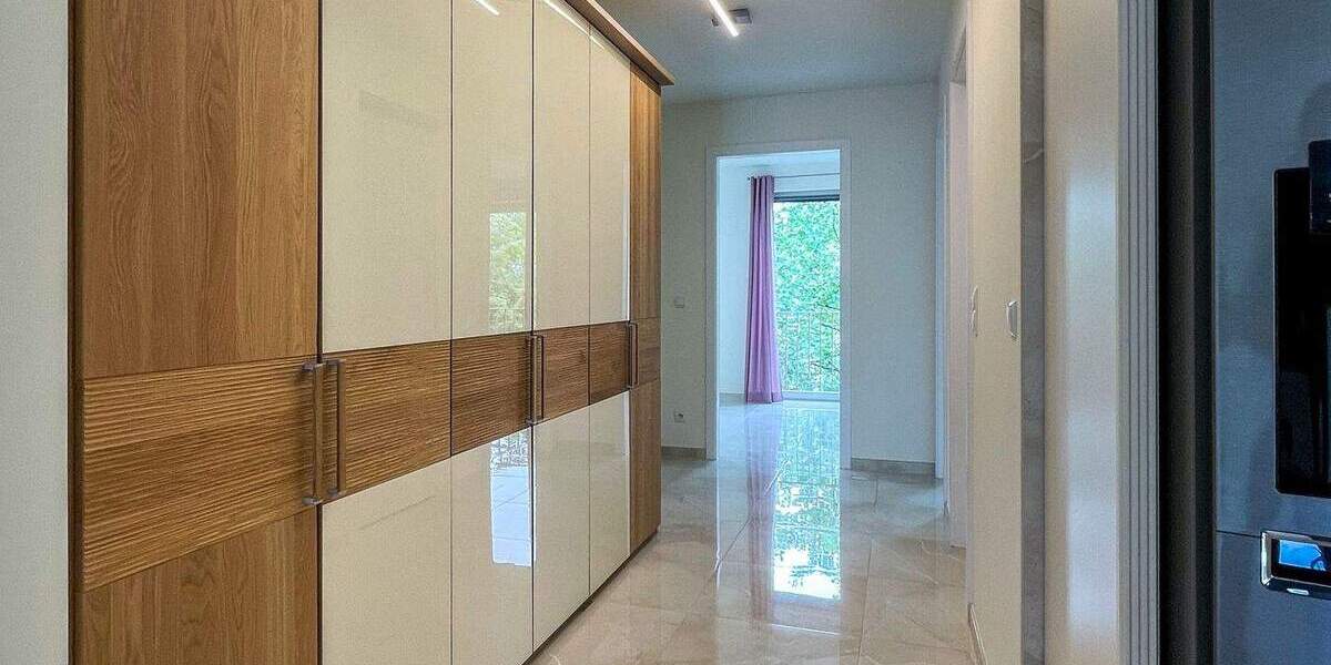 Etagenwohnung Berlin Lichterfelde - 5 Zimmer, 135 m&sup2;, 2.977&euro; | Angebot:24736278