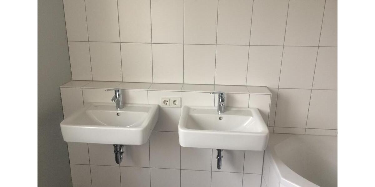 Etagenwohnung Berlin Marzahn-Hellersdorf - 4 Zimmer, 116 m&sup2;, 1.850&euro; | Angebot:25415792