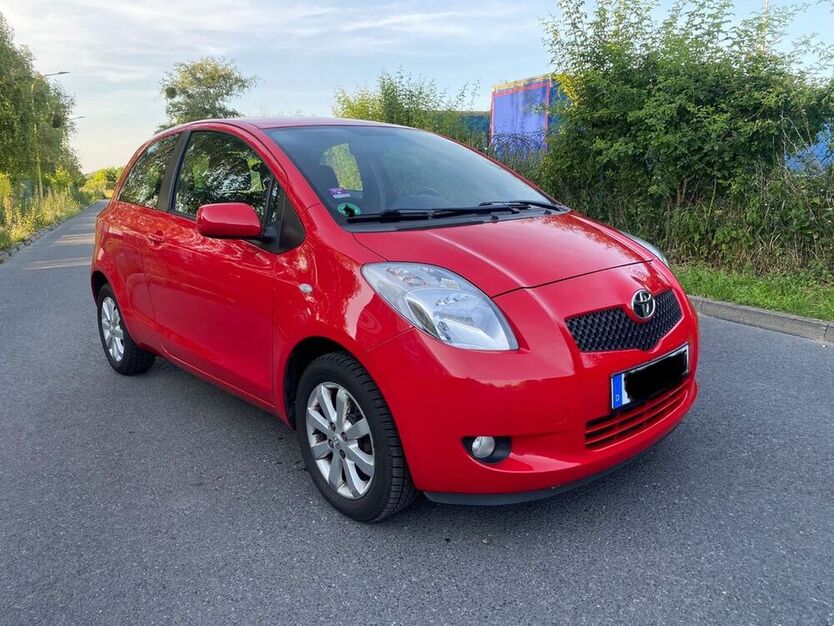 Yaris