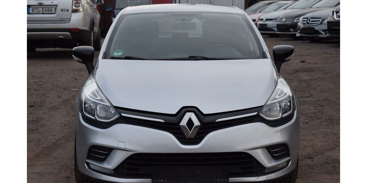Renault Clio 165.000 km 5.299 &euro; Berlin 13597