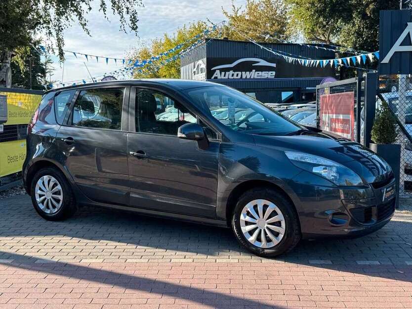 Renault Scenic 54.831 km 6.990 € Berlin 13127