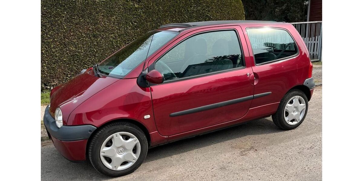 Renault Twingo 144.557 km 1.990 &euro; Berlin 12355