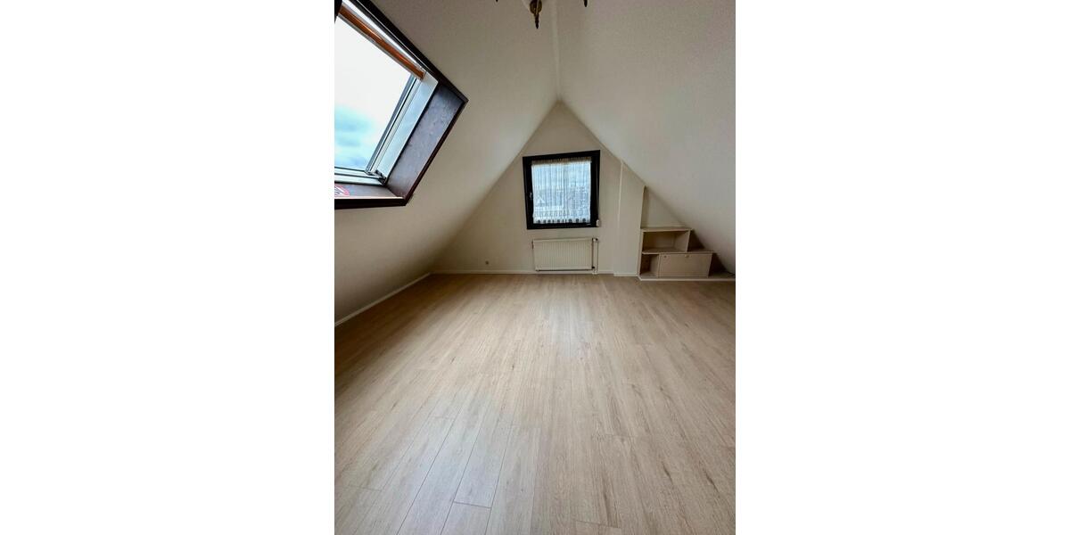 Doppelhaushälfte Berlin Tempelhof-Schöneberg - 3.5 Zimmer, 126 m&sup2;, 1.790&euro; | Angebot:26238700