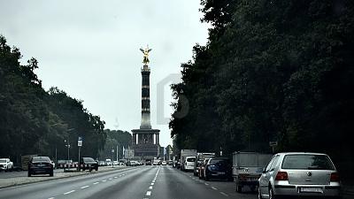 RIESIGER DACHROHLING - IHRE IDEE ALS TOP-INVEST - Dachgeschoßwohnung Berlin-Neukölln Neukölln | Angebot:25893329