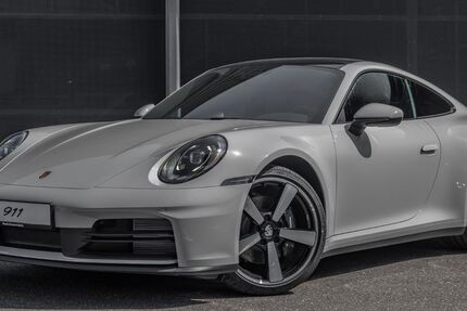 Porsche 992 3.900 km 148.600 &euro; Berlin 12487