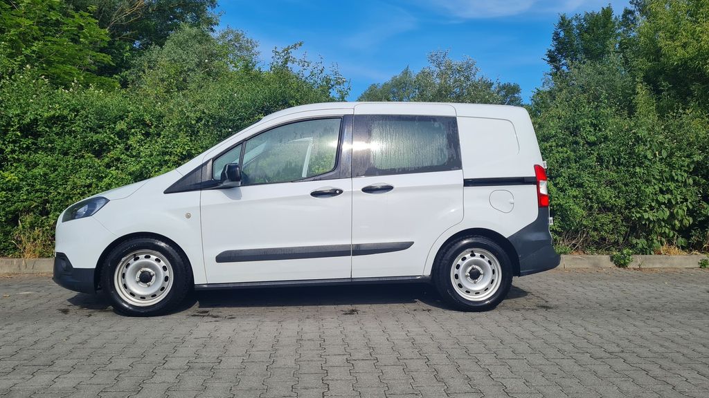 Ford Transit Courier 100.000 km 10.800 &euro; Berlin 13089