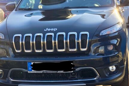 Jeep Cherokee 146.000 km 15.500 &euro; Berlin 13593