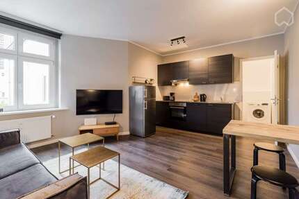 Zimmer Berlin Friedrichshain-Kreuzberg - 2 Zimmer, 1.650&euro; | Angebot:27315407
