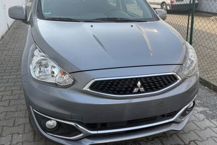 Mitsubishi Space Star 73.200 km 8.499 &euro; Berlin 12277