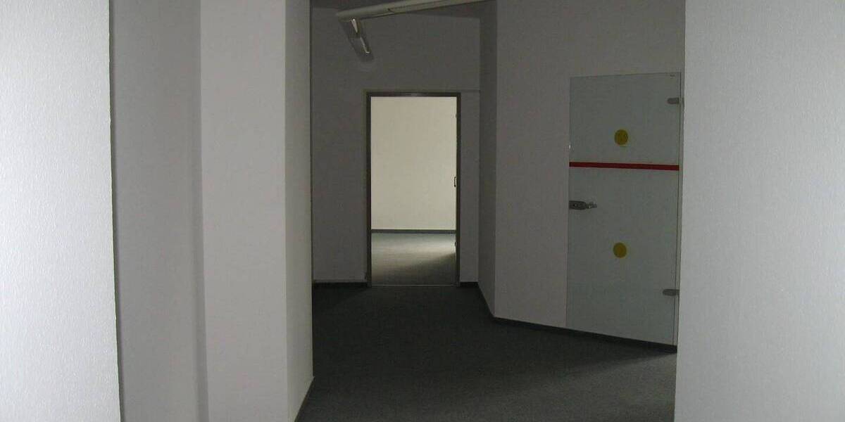 Gewerbeobjekt Berlin Prenzlauer Berg - 7 Zimmer, 194 m&sup2;, 3.492&euro; | Angebot:25663750