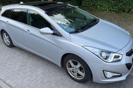 Hyundai i40 158.000 km 7.390 &euro; Berlin 13437