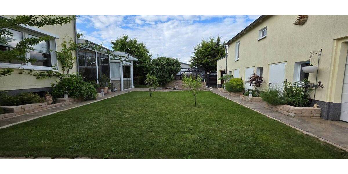 Einfamilienhaus Oberkrämer Bötzow - 7 Zimmer, 249 m&sup2;, 759.000&euro; | Angebot:26809692