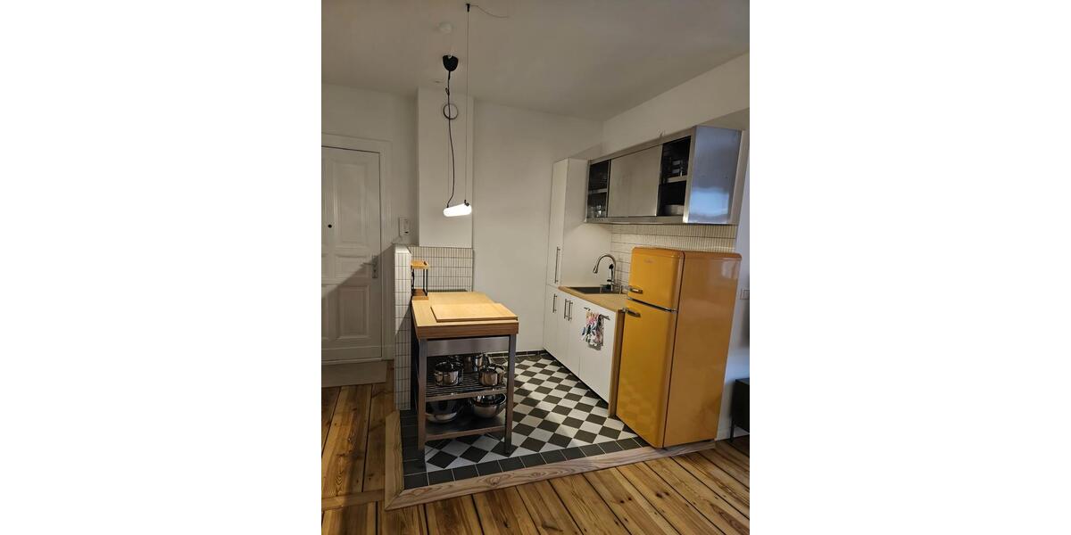 Etagenwohnung Berlin Tempelhof-Schöneberg - 1 Zimmer, 35 m&sup2;, 1.300&euro; | Angebot:26105214