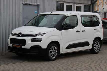 Citroen Berlingo 114.635 km 11.980 &euro; Berlin 13089