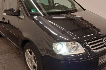 VW Touran 243.654 km 950 &euro; Berlin 12357