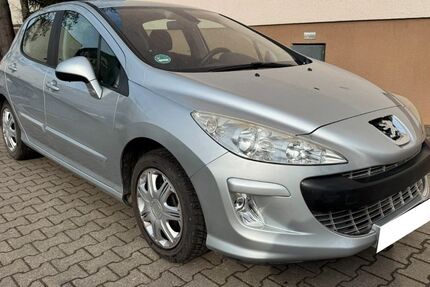 Peugeot 308 215.000 km 2.499 &euro; Berlin 12045