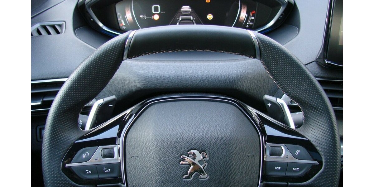 Peugeot 3008 1.2 PureTech GT ACC LED Pano 360º 14.773 km 24.980 &euro; Falkensee 14612