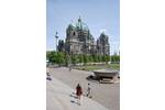 Luxury. Location. Lifestyle. - Designikone an der Spree