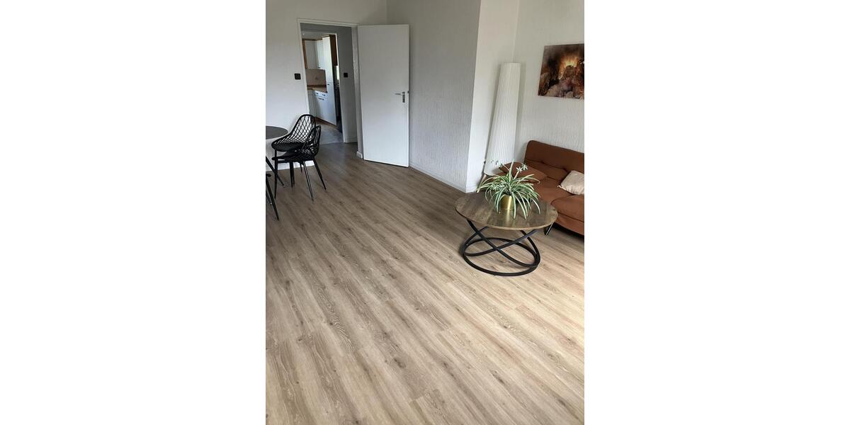 Dachgeschoßwohnung Berlin Spandau - 3 Zimmer, 82 m&sup2;, 1.350&euro; | Angebot:26660611