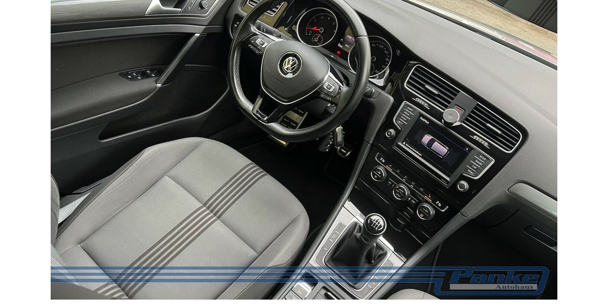 VW Golf VII Allstar BMT*PDC*Xenon*SHZ*Tempo* 94.457 km 12.990 &euro; Berlin 13187