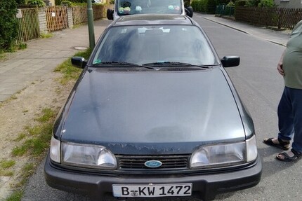 Ford Siera 96.000 km 2.000 € Berlin 10178