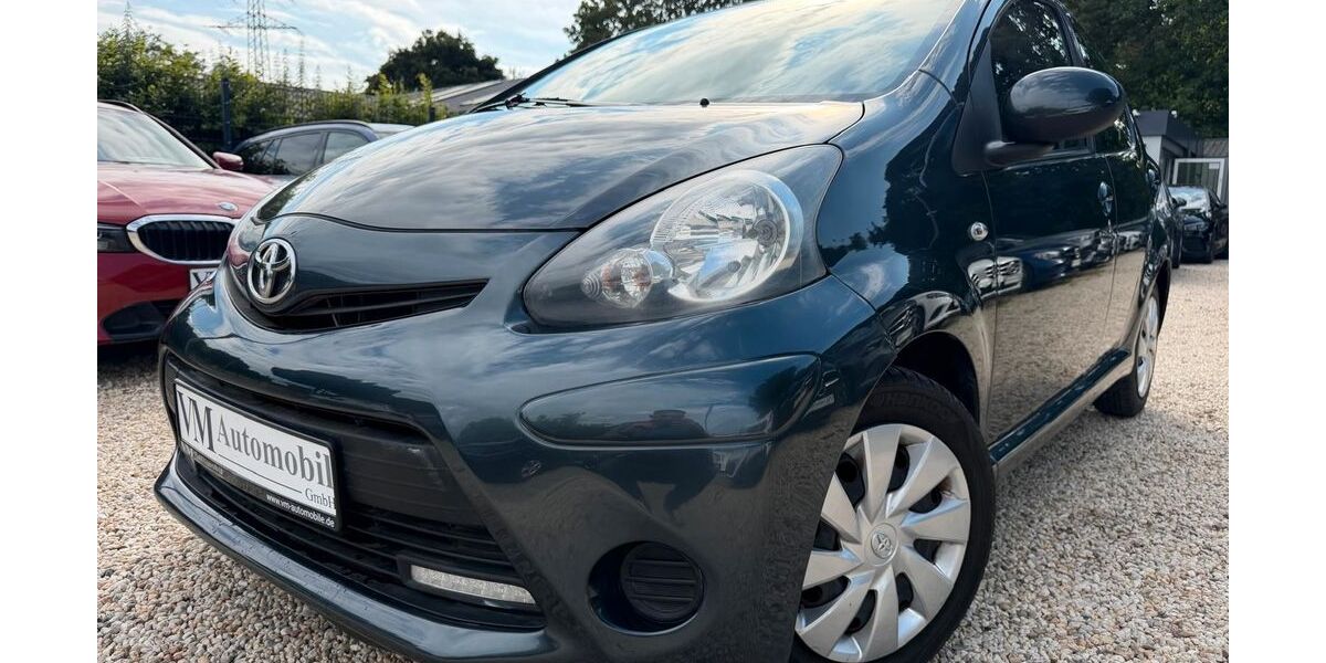 Toyota Aygo (X) 23.186 km 8.490 &euro; Großbeeren 14979