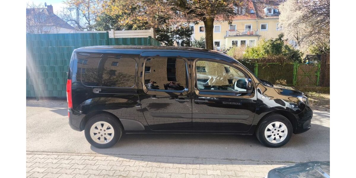 Mercedes-Benz Citan 105.000 km 12.700 &euro; Brieselang 14656