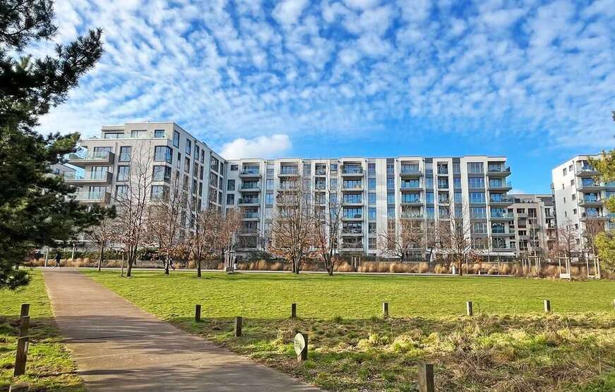 Wohnung zum Mieten in Berlin 2.399 € 130.37 m²