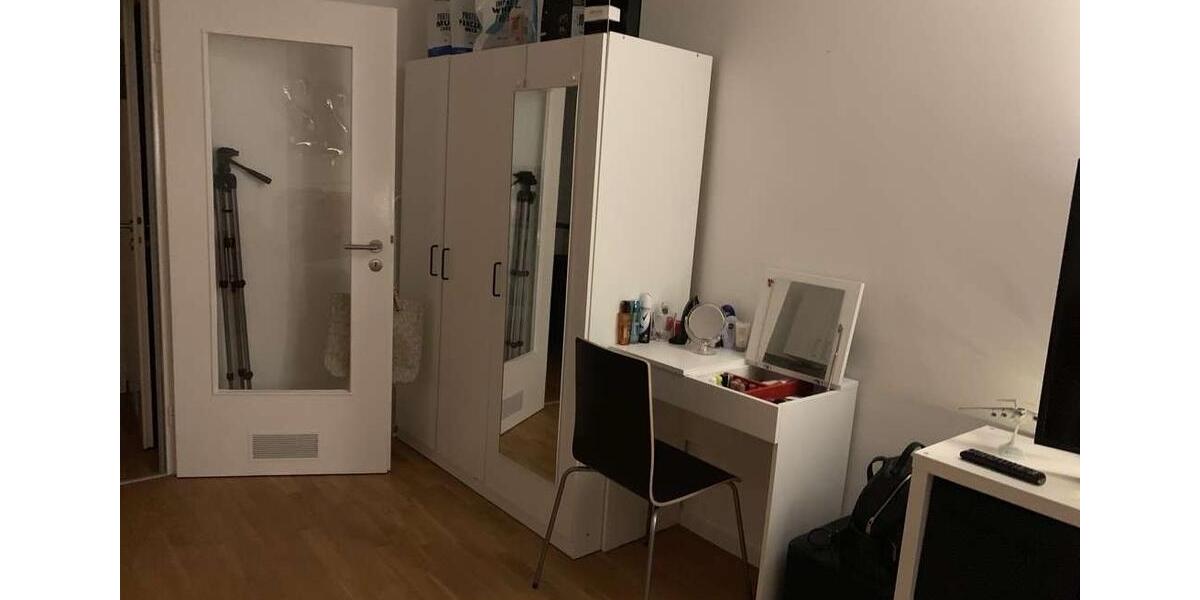 Etagenwohnung Berlin Mitte - 1 Zimmer, 42 m&sup2;, 1.150&euro; | Angebot:26690394