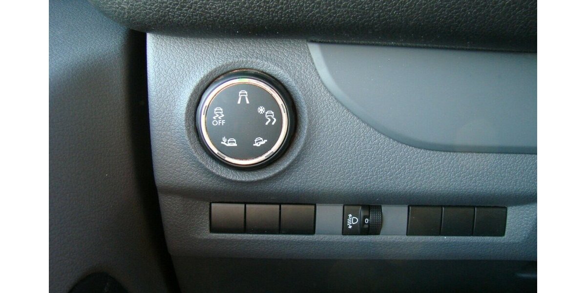 Citroen Jumpy 2,0d L2 Kasten Club M erhöhte Nutzlast Kamer 42.692 km 16.980 &euro; Falkensee 14612