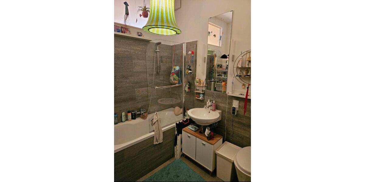 Etagenwohnung Berlin Lichtenberg - 3 Zimmer, 112 m&sup2;, 890&euro; | Angebot:27717942