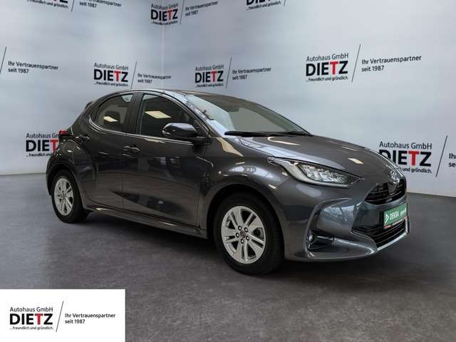 Mazda 2 33.315 km 18.990 &euro; Wildau 15745